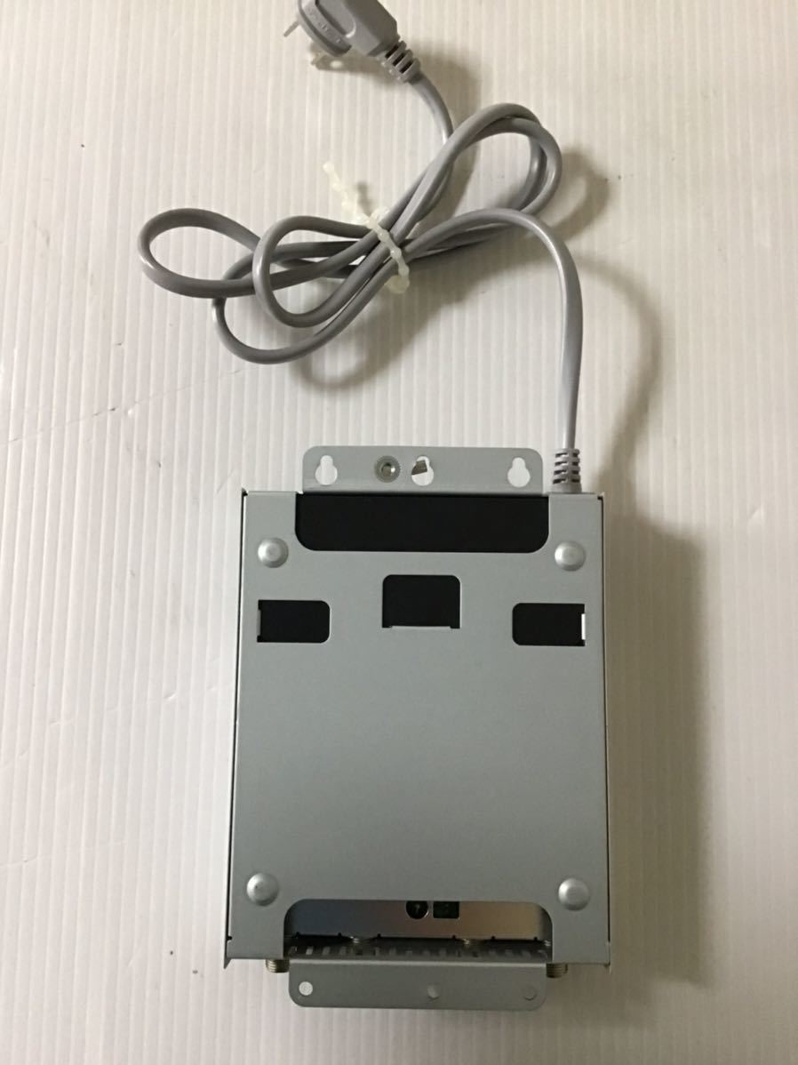 共同受信用 UHF・VLOW・FM ブースター UF35M 地デジ DXアンテナ 共同受信用 UHF・VLOW・FM ブースター UF35M 地デジ DXアンテナ