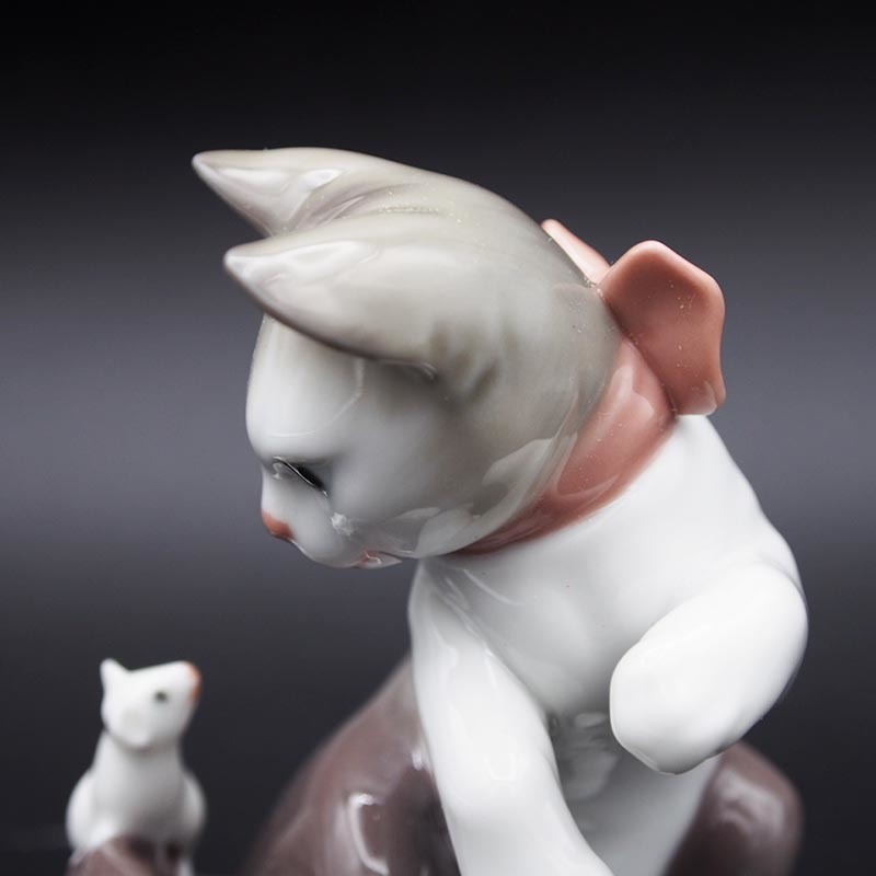 絶版】リヤドロ LLADRO No 5236 子猫とねずみ Cat and Mouse 絶版】リヤドロ LLADRO No 5236 子猫とねずみ Cat and Mouse