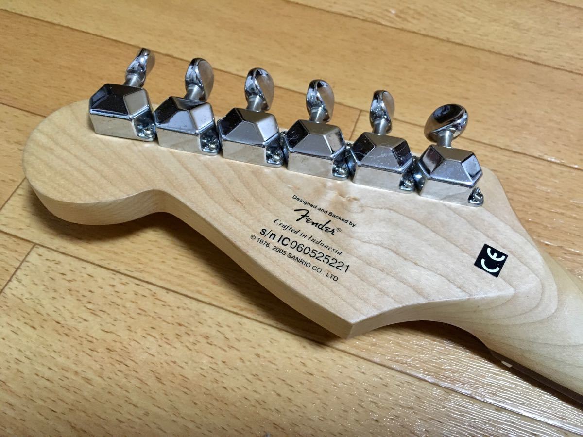 スクワイヤーby Fender Hello kitty ハローキティ ストラト スクワイヤーby Fender Hello kitty ハローキティ ストラト