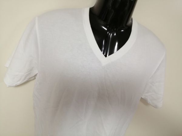 kkaa1290 ■ ユニクロ ■ Tシャツ カットソー トップス 半袖 インナー Vネック 白 M_画像5