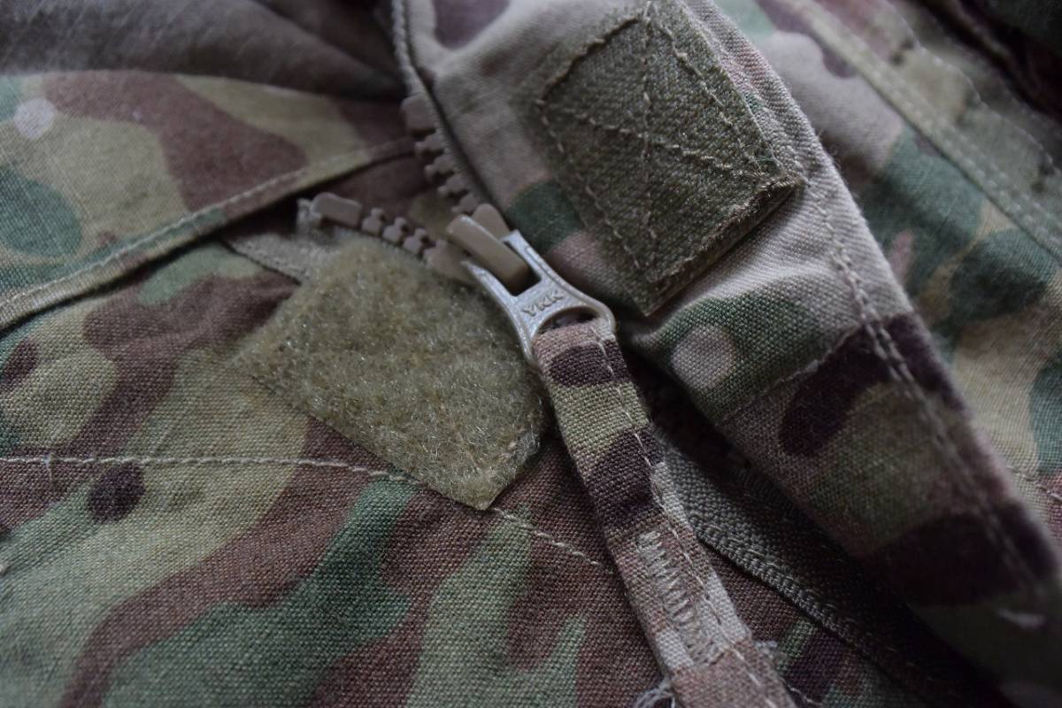 デッドストック U.S Army ACUジャケット メンズ SMALL-XSHORT 希少サイズ マルチカモ ミリタリー 軍物 新品 カーキ タグ付き未使用品 T1100の画像6