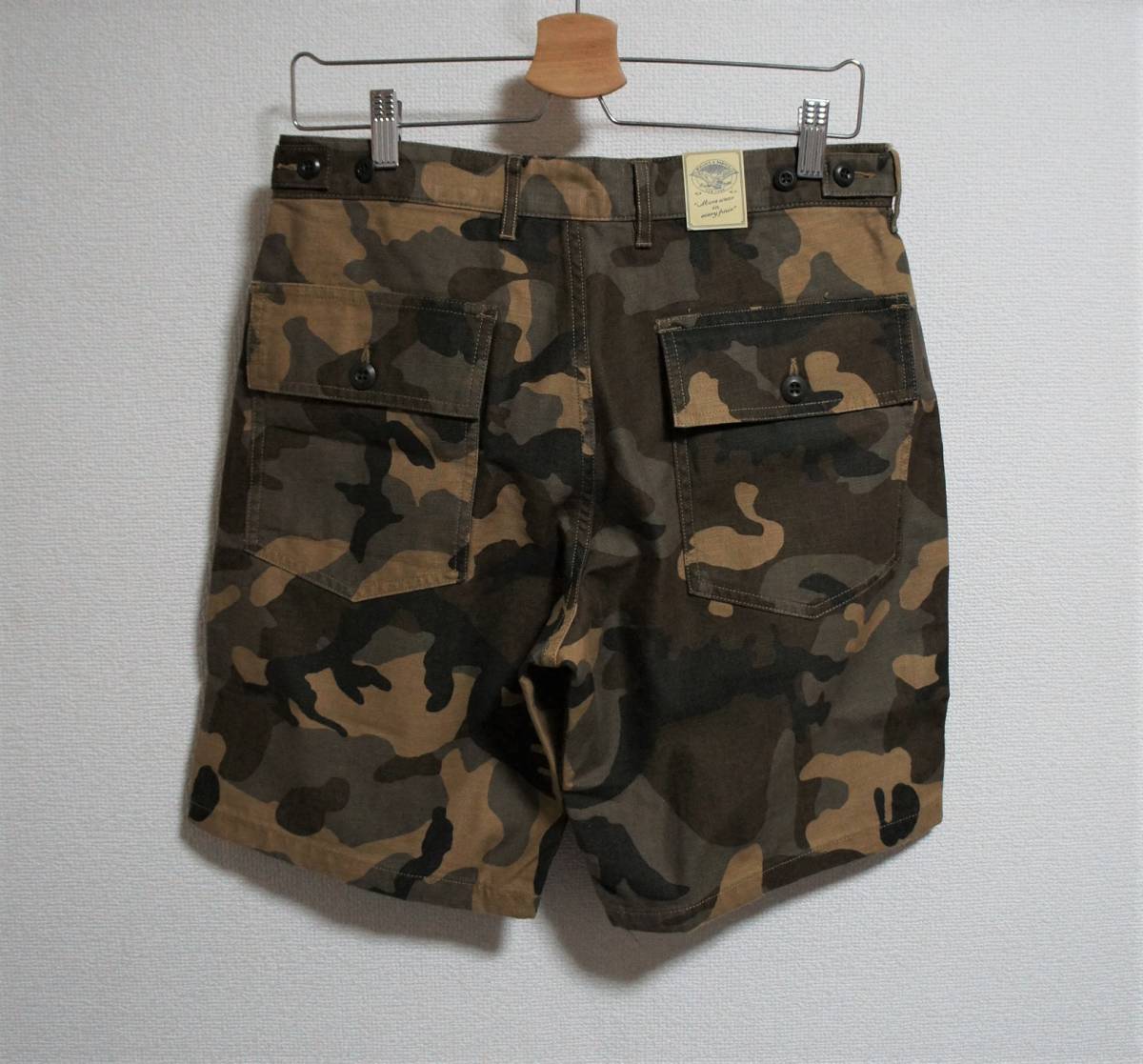 SALE！【未着用 新品】 サイズ: W29 WALLACE & BARNES ウォレス&バーンズ camp short 「HUGE CAMO」チノ ショート パンツ カモ柄 2_画像5