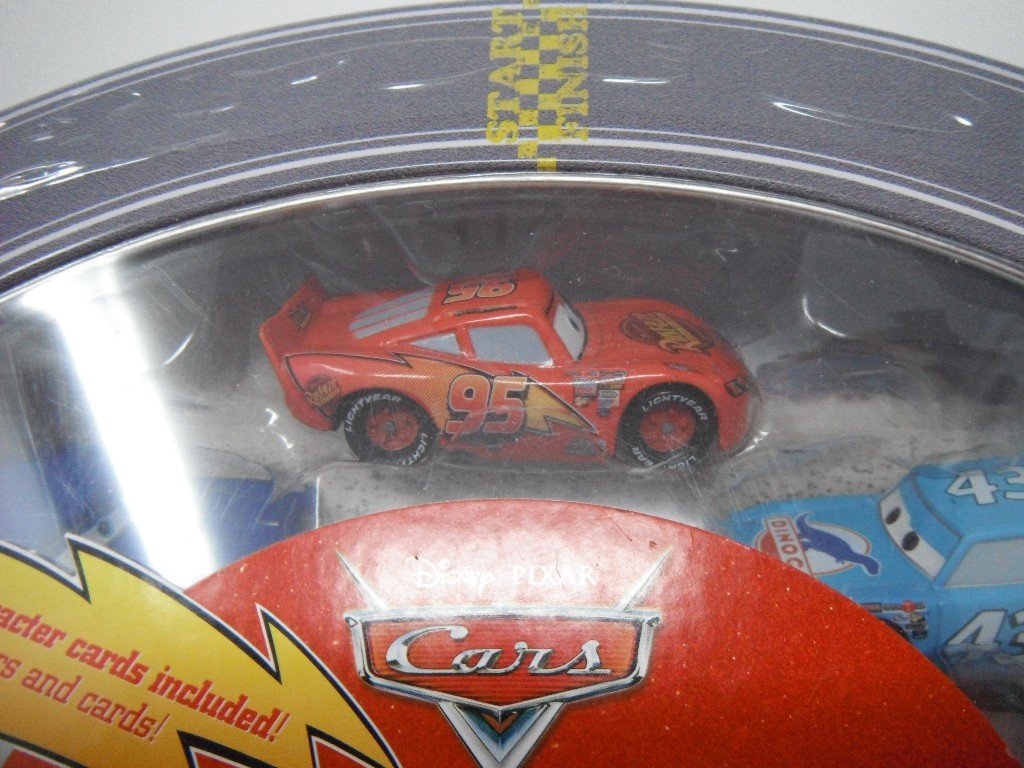 ■トミーダイレクト Disney Pixar Cars ディズニーピクサーカーズ ダイキャストミニカー スペシャルボックス。キング、マクイーン、マターの画像3