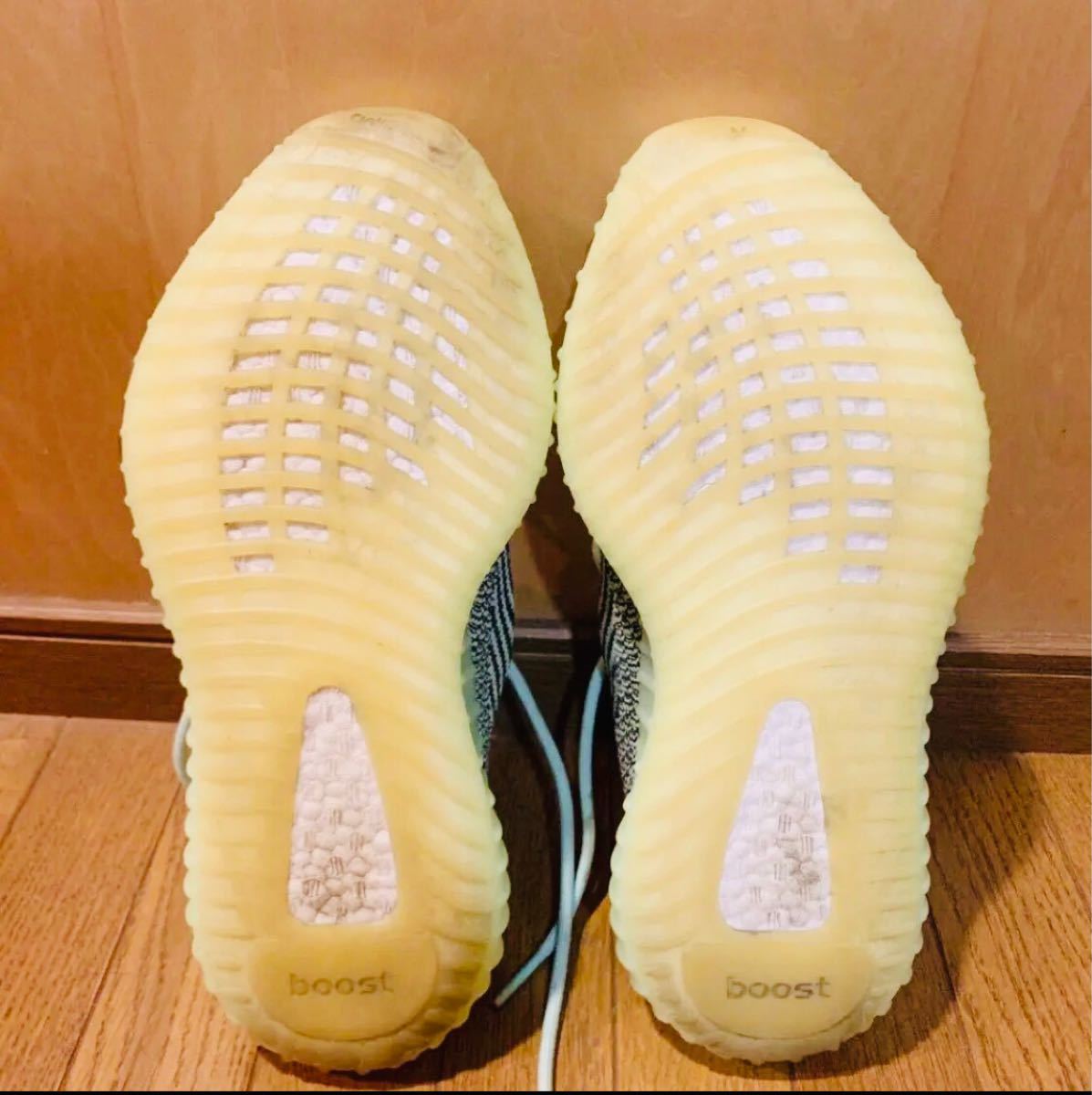 YEEZY BOOST 350 V2 YEEZREEL イージーブースト　イーズリール