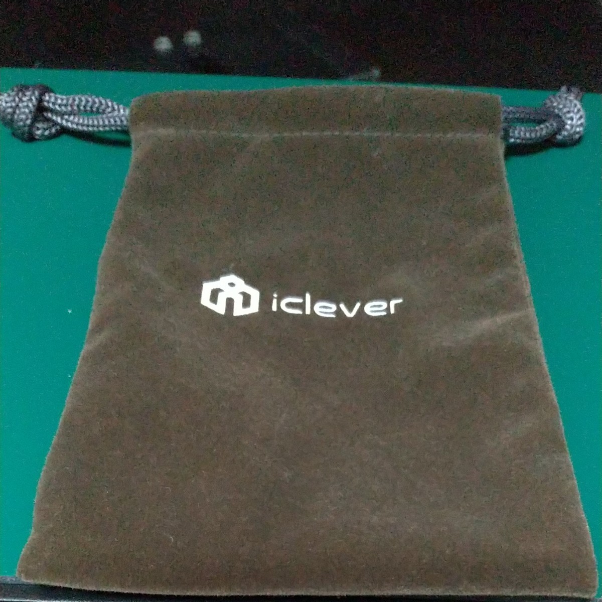 iClever IC-KB08 ワイヤレスキーボード　折りたたみ　Bluetooth