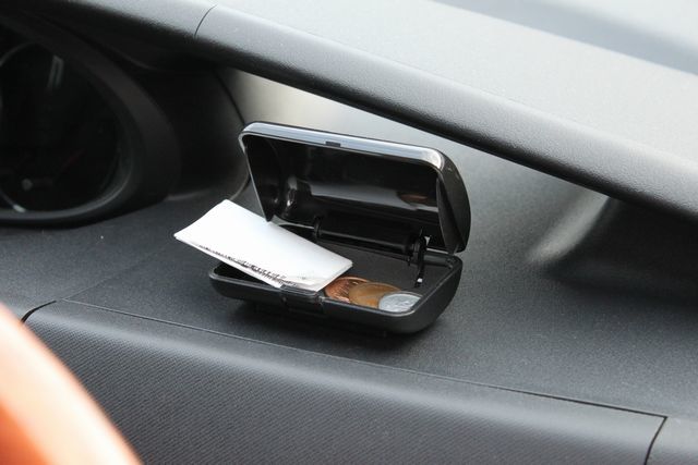 コインケース 小銭やレシート お金 チケット入れに ブラック ホルダー 車 車内収納 黒 最大73 オフ チケット入れに コインケース 小銭やレシート お金 チケット入れに ブラック ホルダー 車 車内収納 黒 最大73 オフ チケット入れに