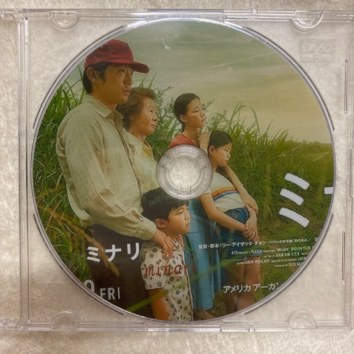 ミナリ　韓国映画DVD 日本語字幕レーベル印刷有りこちらで購入し、一度、再生しました。