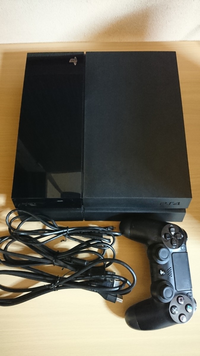 PS4 1000 本体