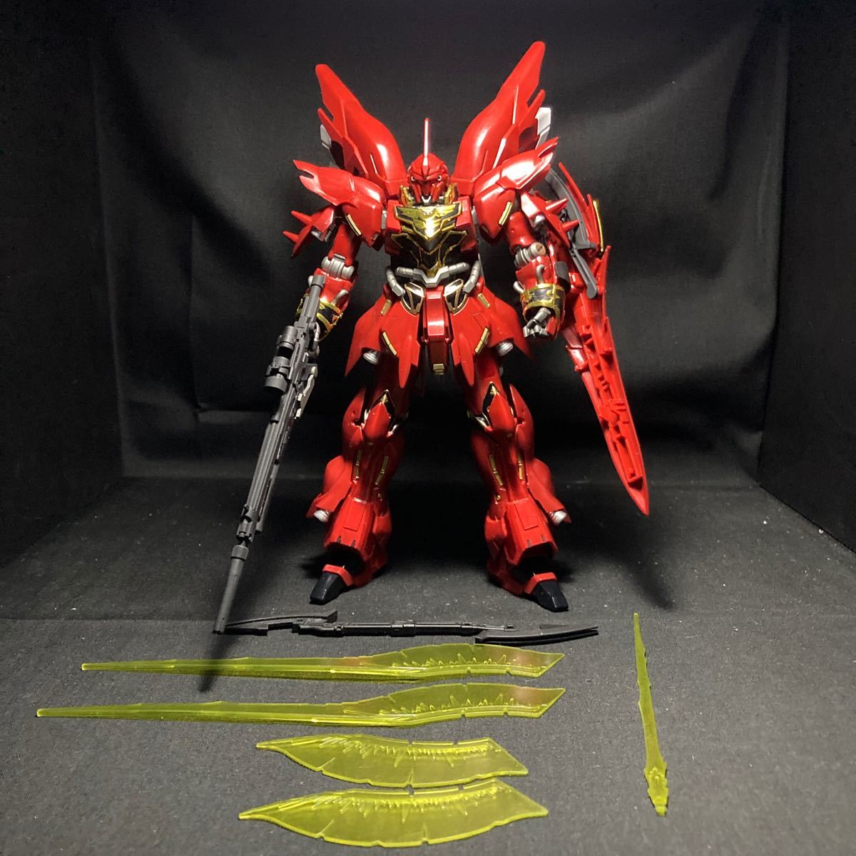 ジャンク】HG シナンジュ 1/144 筆塗り全塗装完成品 プラモデル ジャンク】HG シナンジュ 1/144 筆塗り全塗装完成品 プラモデル