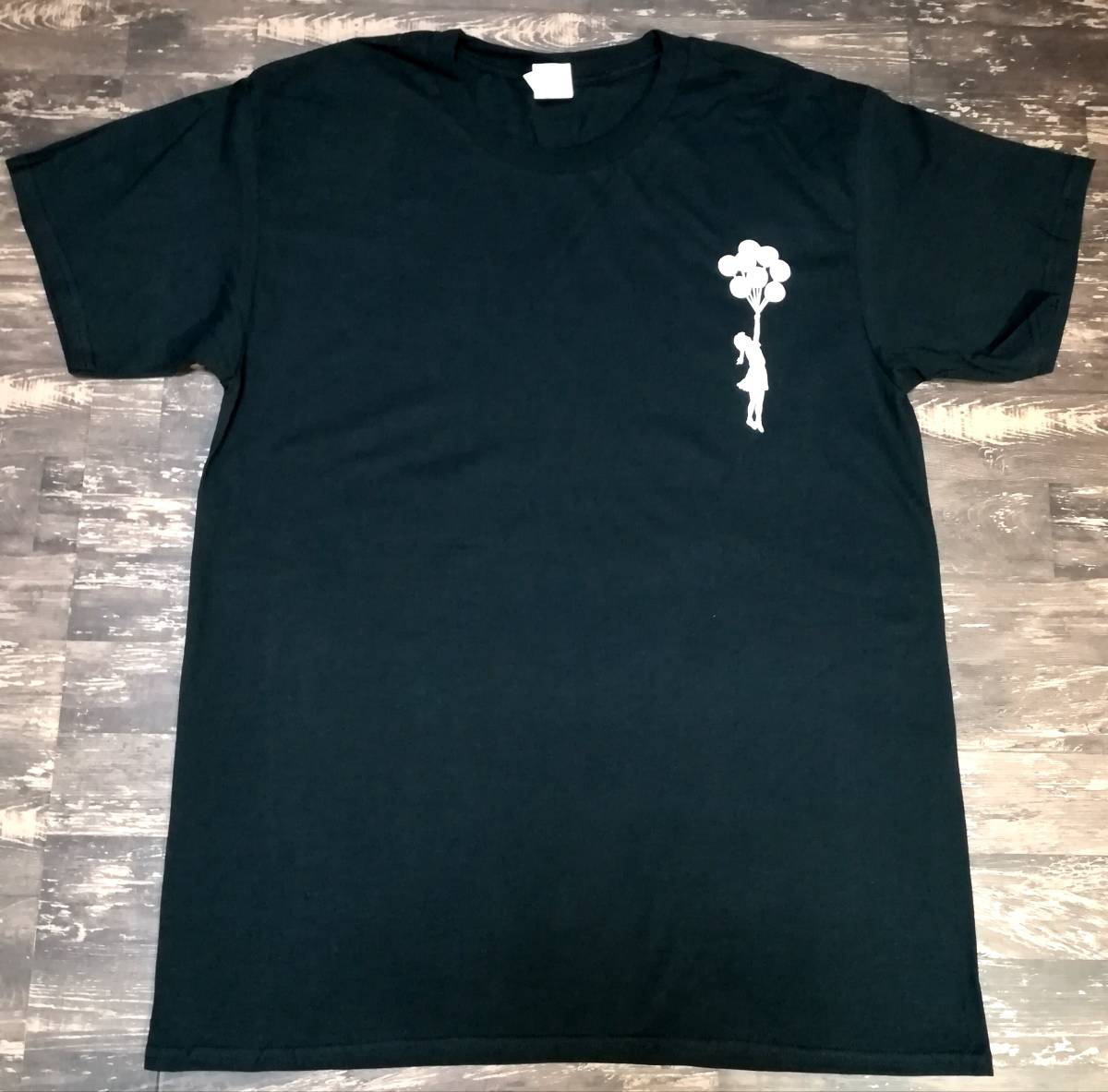 バンクシー Banksy 風船 浮く女の子 プリントtシャツ 黒 L イラスト キャラクター 売買されたオークション情報 Yahooの商品情報をアーカイブ公開 オークファン Aucfan Com バンクシー Banksy 風船 浮く女の子 プリントtシャツ 黒 L イラスト キャラクター 売買されたオークション情報 Yahooの商品情報をアーカイブ公開 オークファン Aucfan Com