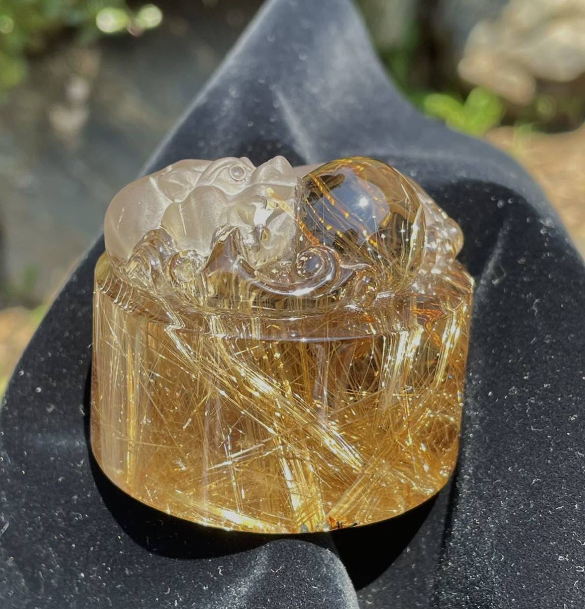 特選 究極の逸品 最高品質ゴールドタイチンルチル水晶 貔貅 ヒキュウ 置物