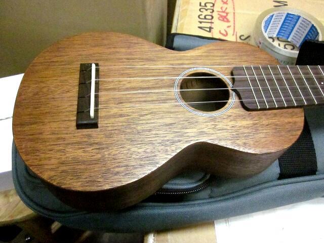 Martin Ukulele S-1 Uke 　　【オール単板 マホガニーウクレレ　ヴィンテージの風合い！　マーチン　ウクレレ S1 Uke　マーティン 】_画像1