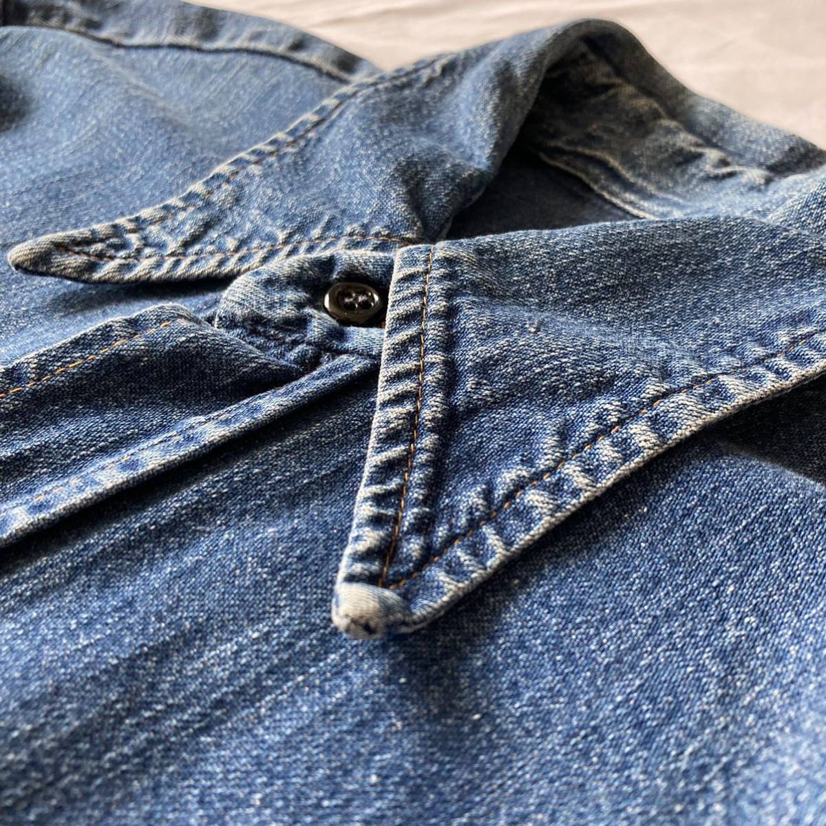 60's リーバイス デニムシャツ 縦落ち◎ levi's ビンテージ vintage ビッグE BIG E 検索）501XX 505 赤耳 長袖シャツ_画像3