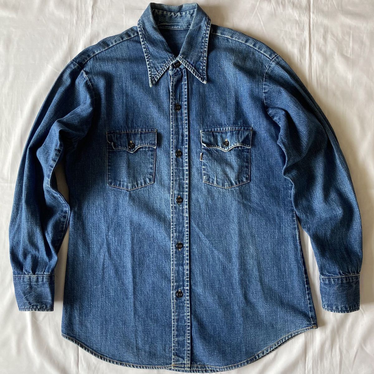 60's リーバイス デニムシャツ 縦落ち◎ levi's ビンテージ vintage ビッグE BIG E 検索）501XX 505 赤耳 長袖シャツ_画像1