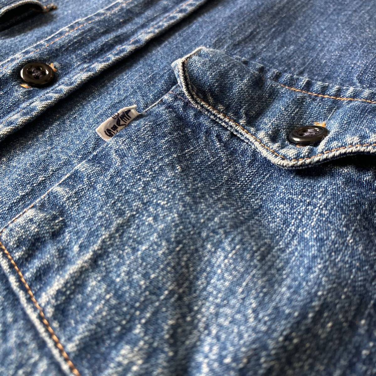 60's リーバイス デニムシャツ 縦落ち◎ levi's ビンテージ vintage ビッグE BIG E 検索）501XX 505 赤耳 長袖シャツ_画像4