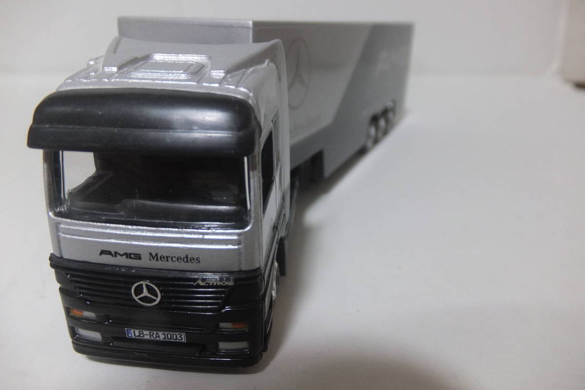 [ Mercedes Benz * Actros Transporter { team :AMG}] Schuco 1/87 HO gauge [ as good as new * not yet assembly not yet exhibition goods ]