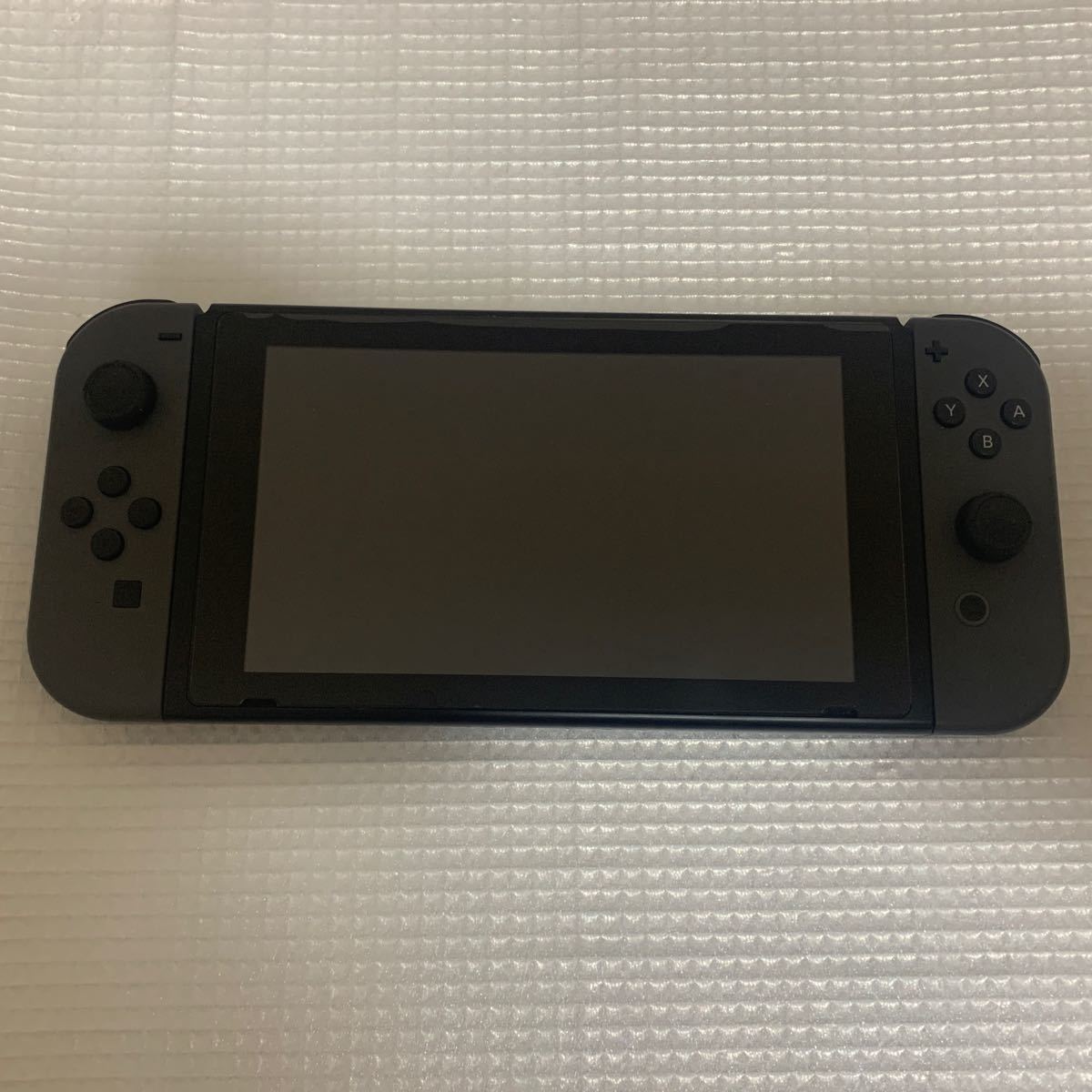 任天堂 (新モデル)Nintendo Switch 本体(Joy-Con(L)/ (R) グレー)  