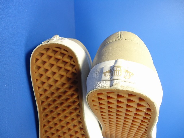 9690■美品 VANS SLIP ON LEATHER バンズ スリッポン レザー ベージュ US9 27 cm_画像8