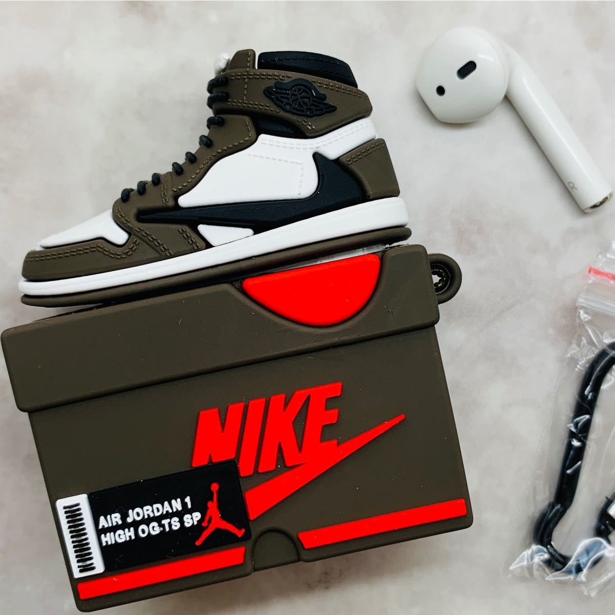 airpods 第1/2世代ケース AirJordanエアポッズ スニーカー airpods 第1/2世代ケース AirJordanエアポッズ スニーカー