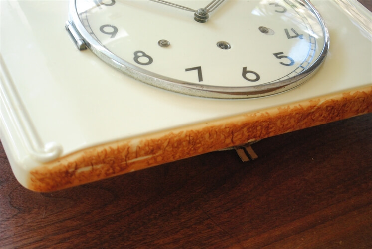国内最安値! ドイツ JUNGHANS ユンハンス 陶器の掛け時計