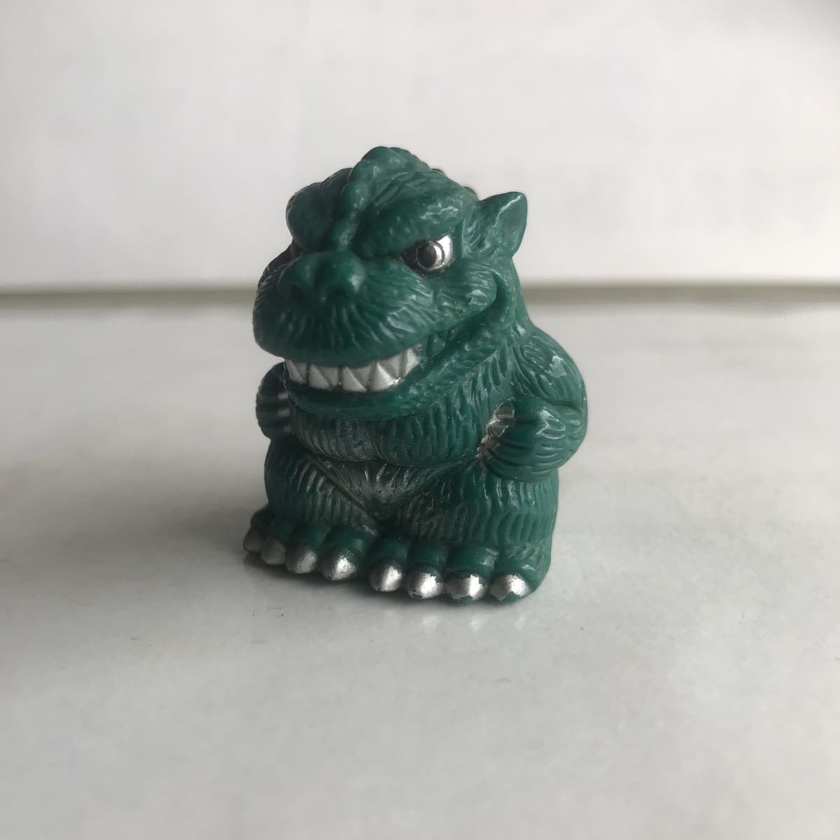 ヤフオク! - □昭和レトロ ゴジラ ソフビ 指人形 フィギュア おもちゃ...