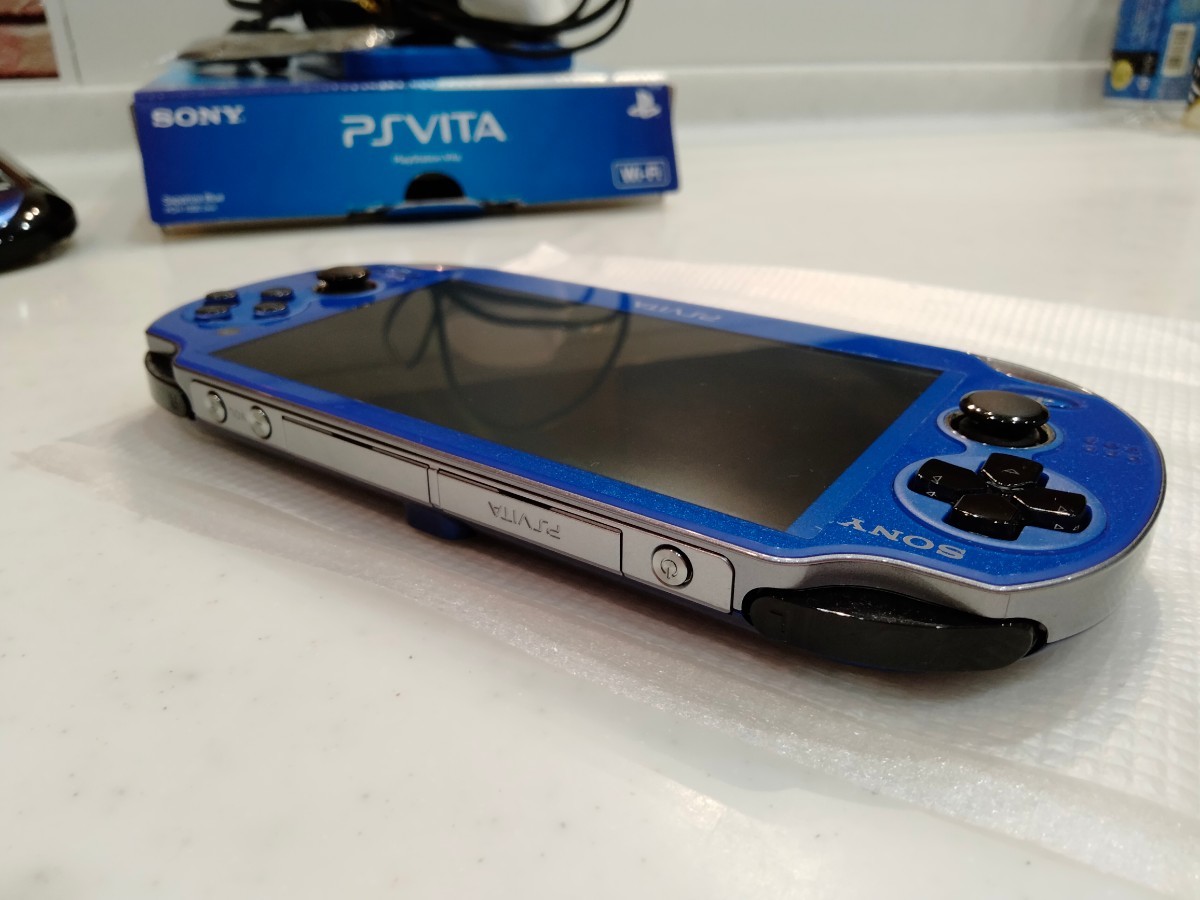 【美品】ps vita pch-1000 青　サファイアブルー　中古　マイクラ　コード未使用付き