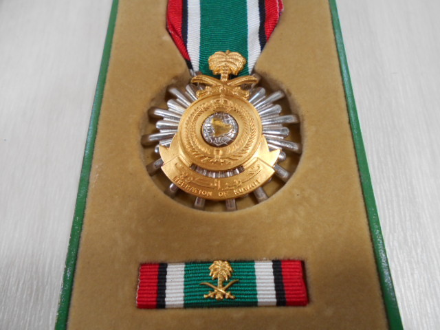 米軍放出品　サービスメダル（ケース付き）_画像4