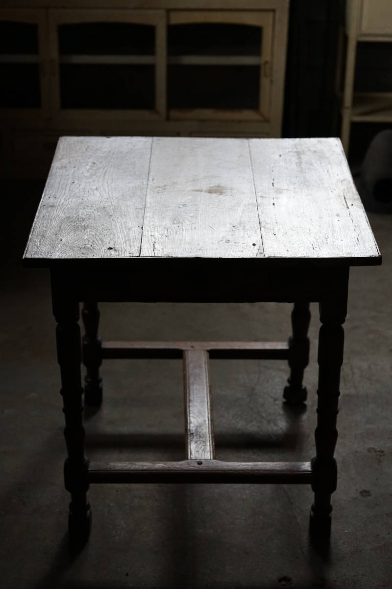 古い無垢材のロレーヌ地方の木製テーブル / 19世紀・フランス / 古家具 古道具 古物 家具 机_画像3
