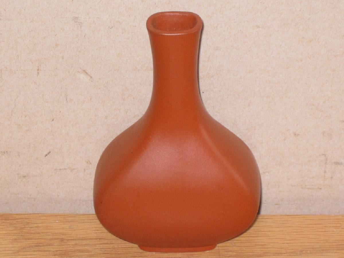 常滑焼ミニ一輪挿し梅図高さ9.5cm 在銘(検索花瓶花器花入れ朱泥陶器
