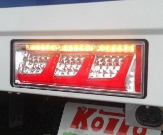 KOITO LEDテール 3連タイプ シーケンシャルターン クリア 左右セット 日野自動車 中型 2010年式～ LEDRCL-24RSCD/LEDRCL-24LSCD_画像4