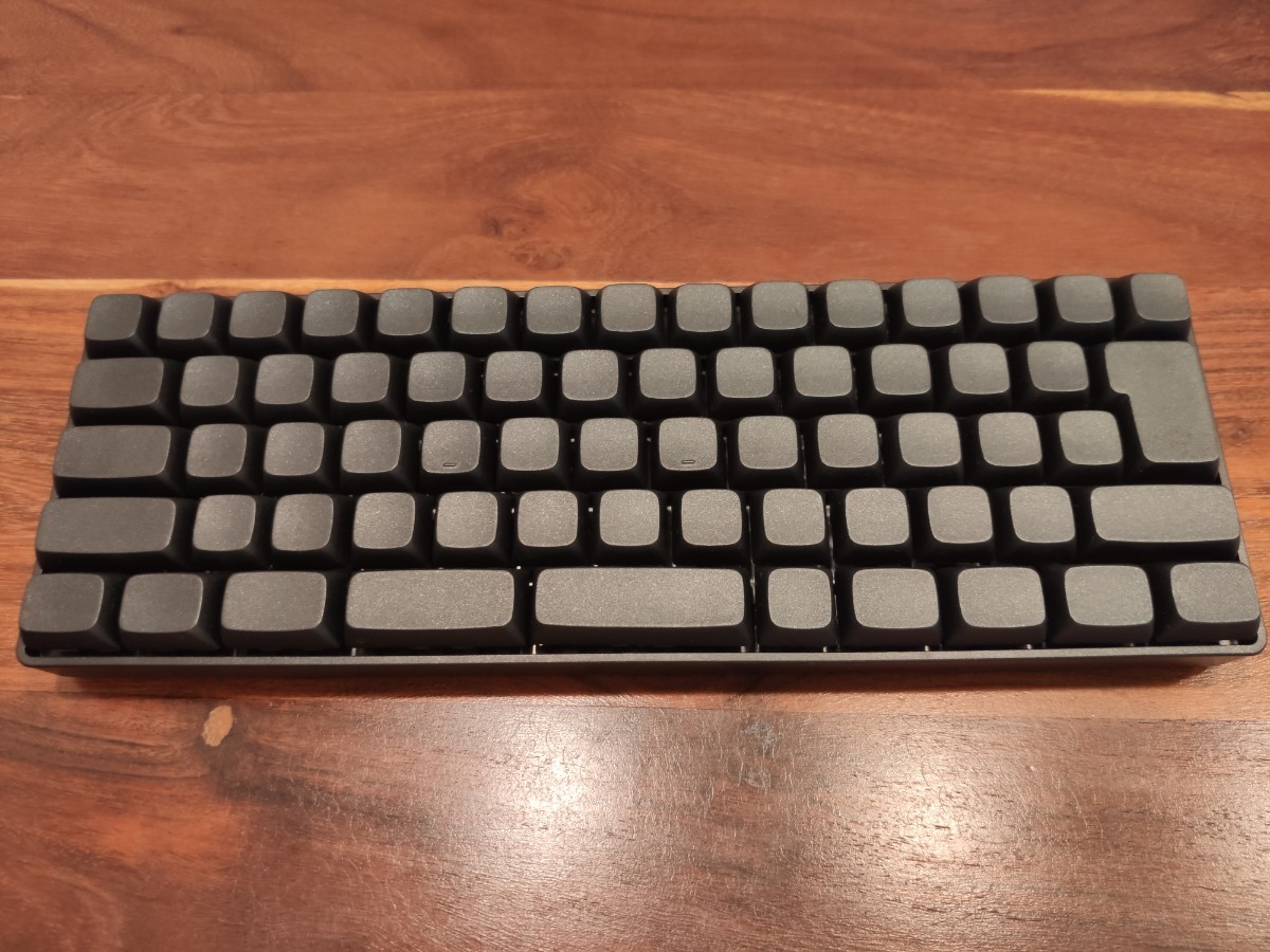 自作キーボード 日本語配列 無刻印 Gateron静音クリア軸 35g(QMK 自作キーボード 日本語配列 無刻印 Gateron静音クリア軸 35g(QMK