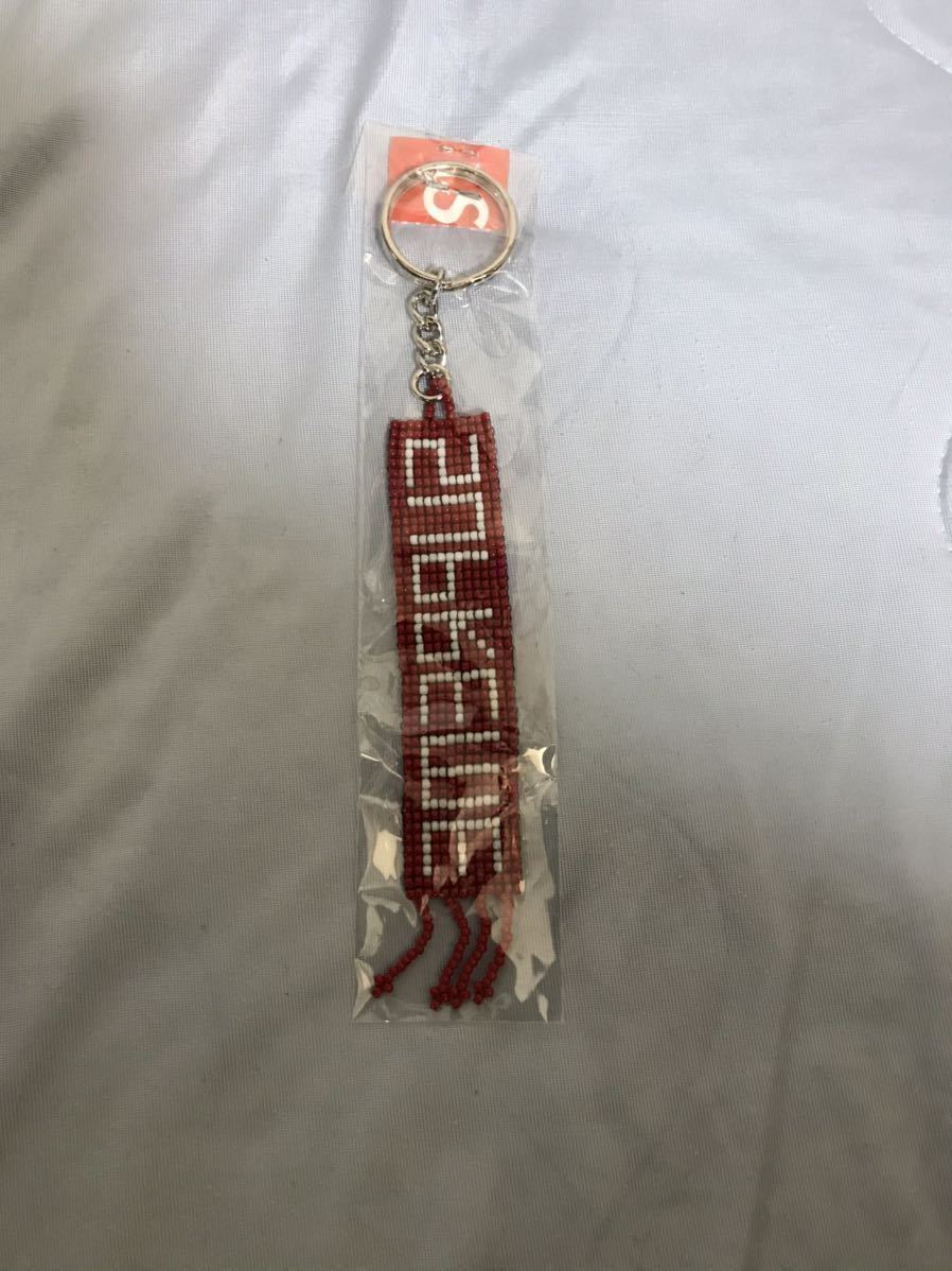 【新品未使用】 20SS 新品 SUPREME シュプリーム BEADED KEYCHAIN キーチェーン 小物 アクセサリー RED レッド 未使用 即決早い者勝ち_画像2