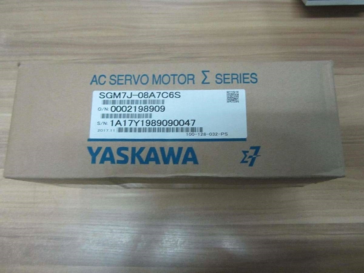 7周年記念イベントが 新品 YASKAWA 安川電機 サーボモータ SGM7J