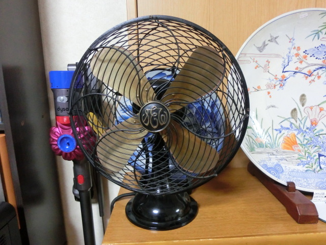 東京芝浦製作所の扇風機、 昭和レトロ アンティーク レトロ、レストア