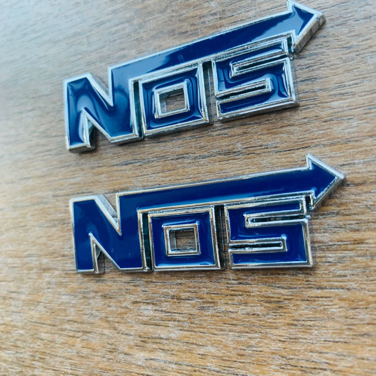 Paypayフリマ Nos ノス エンブレム メタルプレート ワイルドスピード ニトロ 両面テープ付 ブルー 2枚セット Paypayフリマ Nos ノス エンブレム メタルプレート ワイルドスピード ニトロ 両面テープ付 ブルー 2枚セット