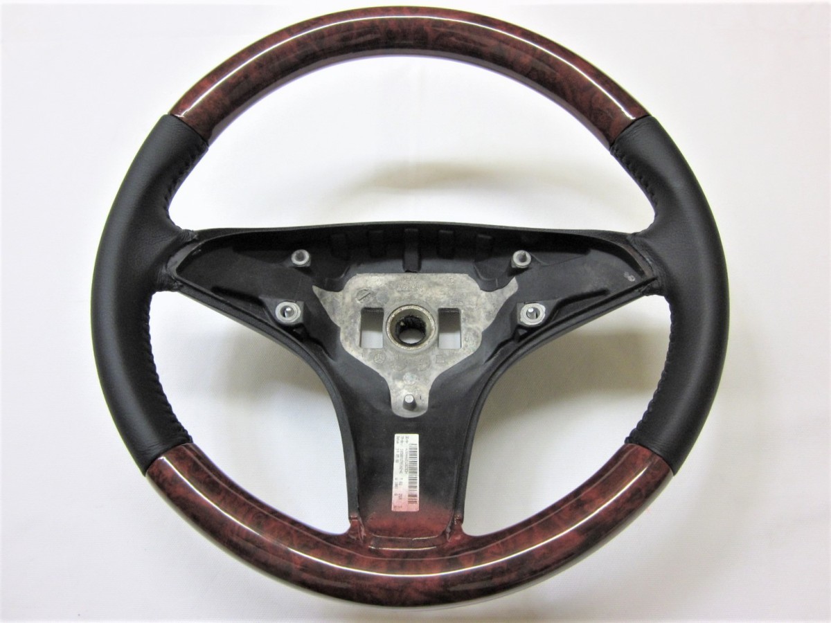  new goods! W204 C Class 3ps.@ spoke walnut wooden steering wheel steering wheel A20446012039E84 base W207 W212 control number (Q-4100)
