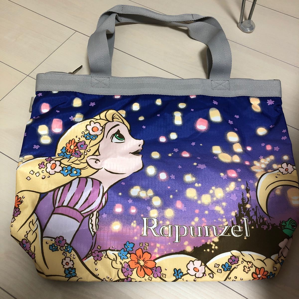 Paypayフリマ レスポートサック トートバッグ ディズニー ラプンツェル Paypayフリマ レスポートサック トートバッグ ディズニー ラプンツェル