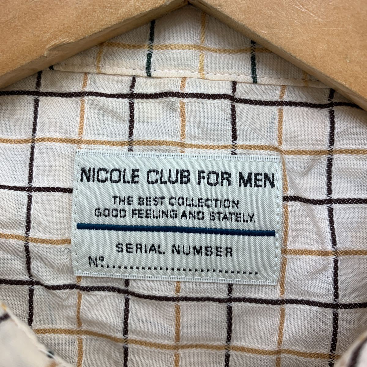 ニコル クラブ NICOLE CLUB 薄ベージュ クリーム色 格子柄 ストライプ 半袖シャツ 48 M相当 きれいめ スリム 人気の一枚♪■DJ44_画像4