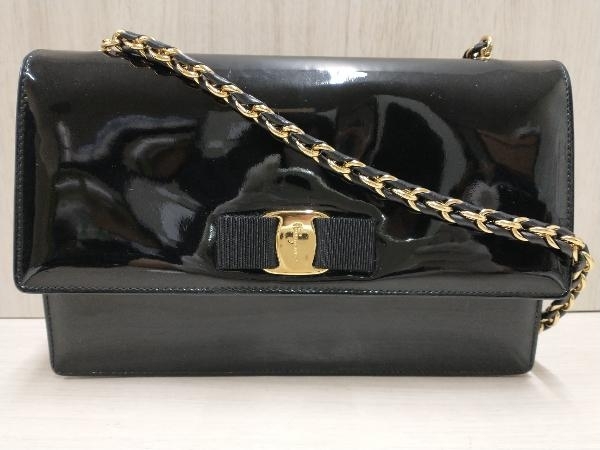 Salvatore Ferragamo フェラガモ ヴァラリボン パテントレザー