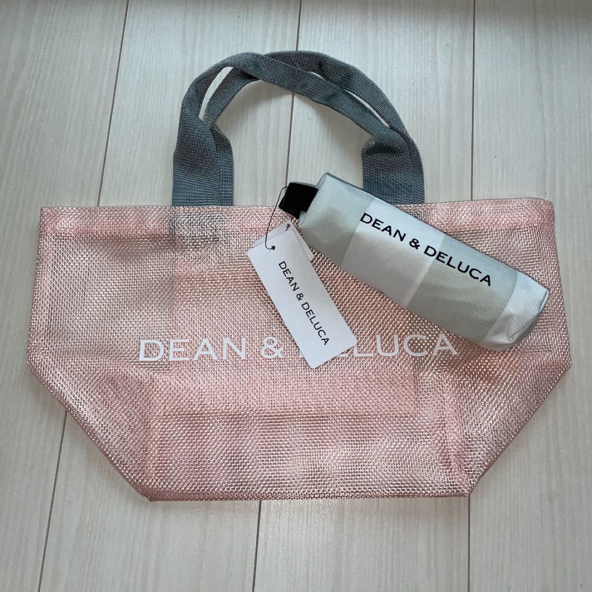 《限定》ラスト 1 DEAN&DELUCA メッシュトートバッグ　スモーキーピンク　Ｓ　と　折りたたみ傘　ディーン&デルーカ