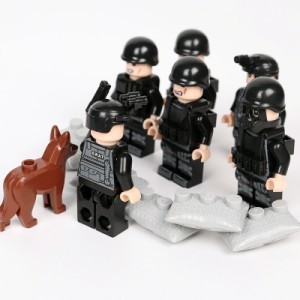 LEGO レゴ ブロック 互換 SWAT 特殊部隊 アンチテロ部隊 カスタム ミニフィグ 6体セット 大量武器・装備・兵器付き D219_画像6