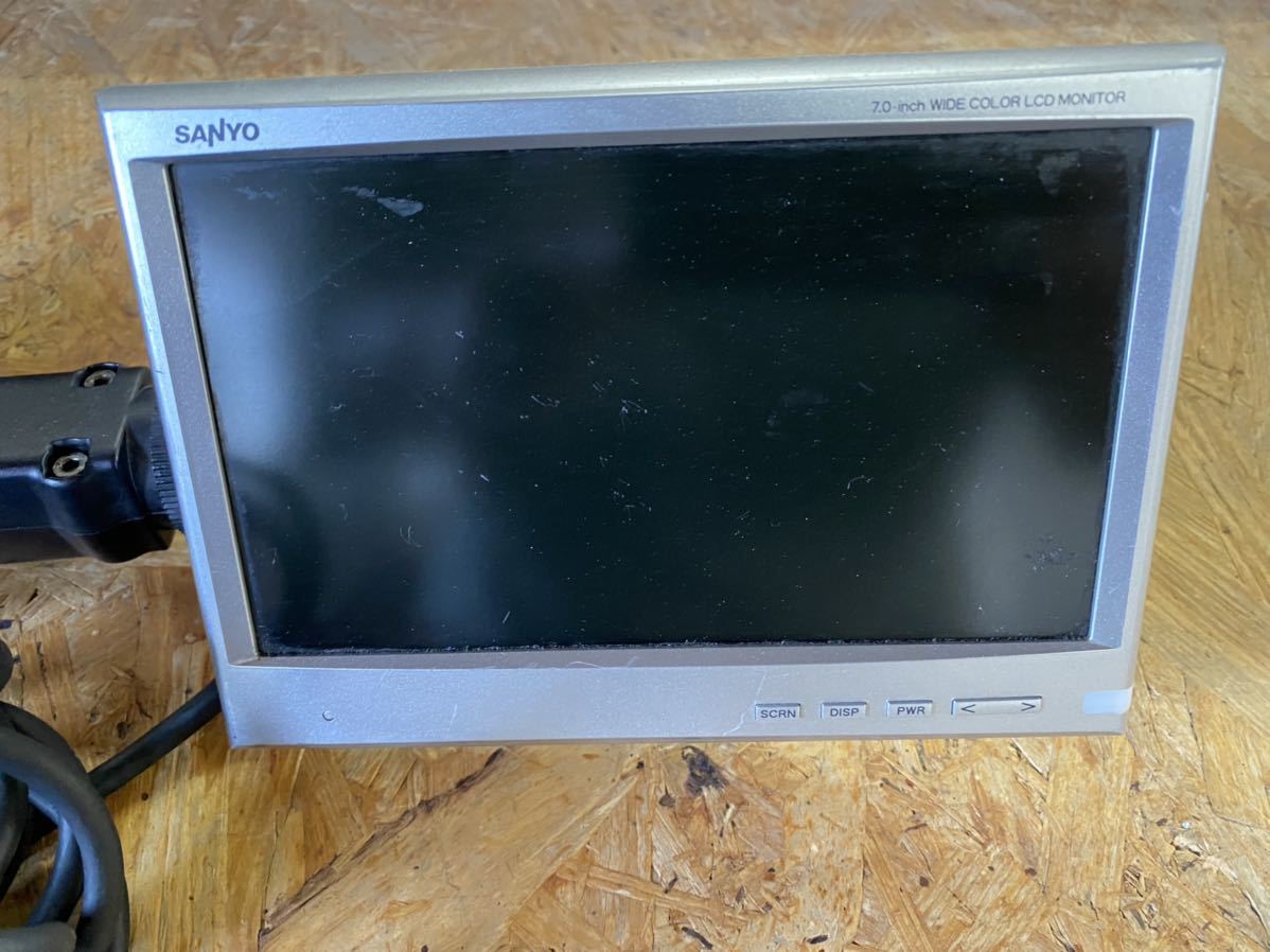 No.441 【ジャンク品】 SANYO NVP-RD1 リアモニター 2004年製造_画像3