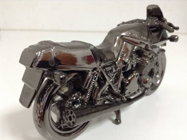 73%以上節約 SUZUKI GSX1100S KATANA スズキ カタナ 刀 世界の名車