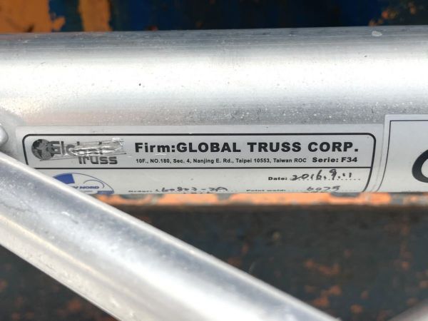 ** stage machinery / Event machinery Grobal Truss/ glow bar tiger s300 angle 2m× 1 pcs /4.5m× 2 ps total 3 pcs set connection metal fittings attaching **