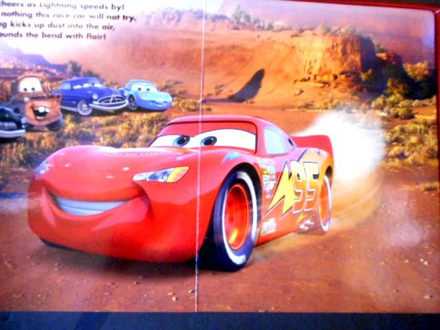 ディズニー・Disney・PIXAR・Cars　Blazing Trails & OUT FOR ASPIN　えほん+プレイマット+モデルカー12ケ+マグネットカー8ケ　稀少YV02_画像2