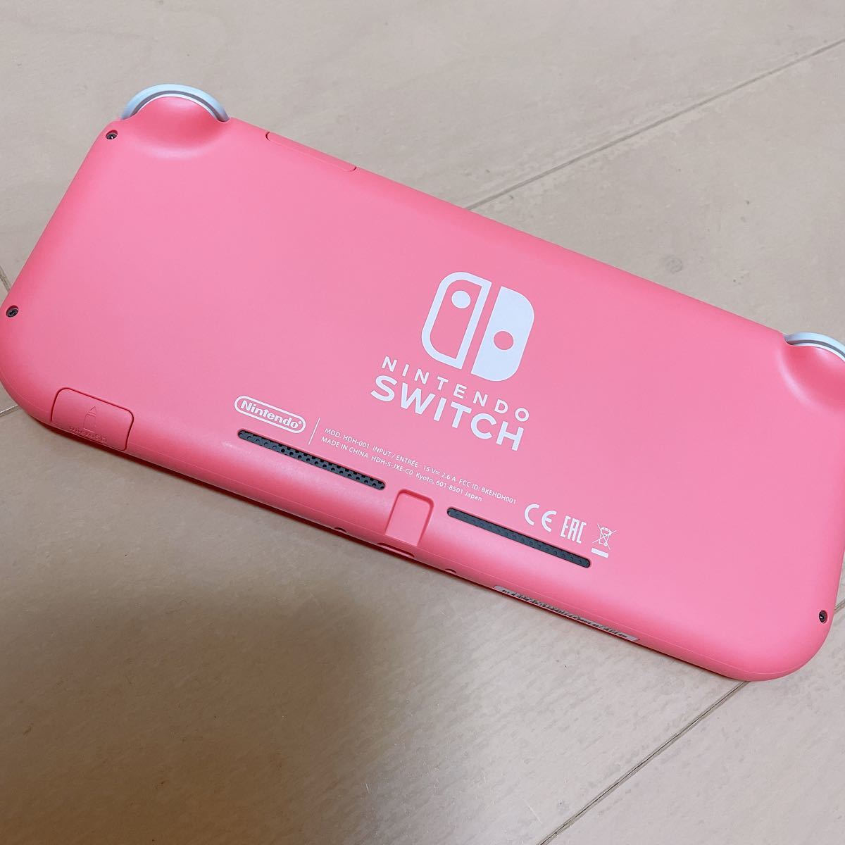 Nintendo Switch Lite スイッチ　ライト　コーラル 美品
