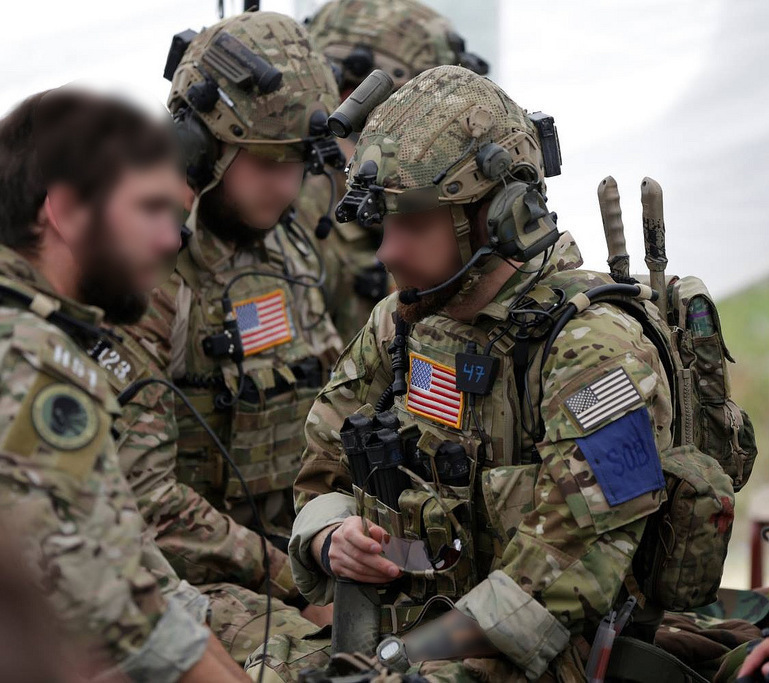 Crye Precision クレイ・プレシジョン CPC CAGE PLATE CARRIER Crye Precision クレイ・プレシジョン CPC CAGE PLATE CARRIER