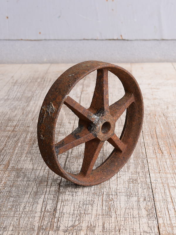 イギリス アンティーク 鉄製 車輪 10253_画像1