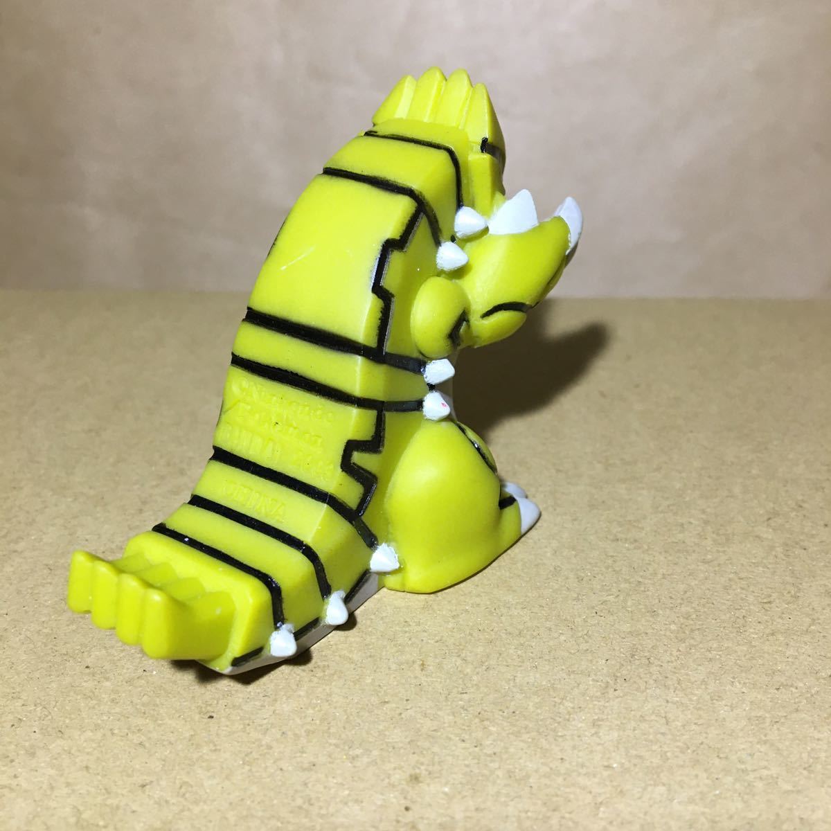 ポケモン 指人形 ポケモンキッズ フィギュア 色違い グラードン ポケモン 指人形 ポケモンキッズ フィギュア 色違い グラードン