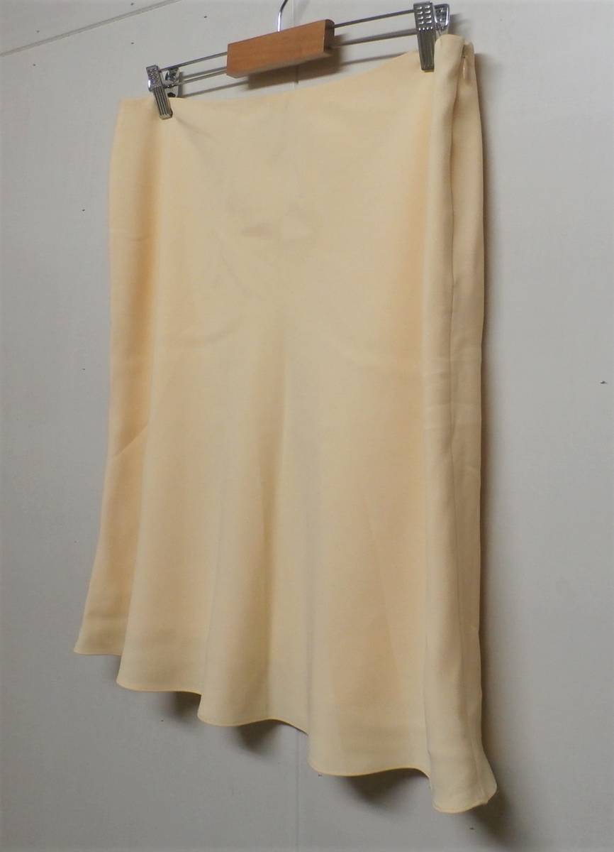  [17993] 　HUGO　BUSCATI　/　大きいサイズ16　/　上品なスカート_画像1